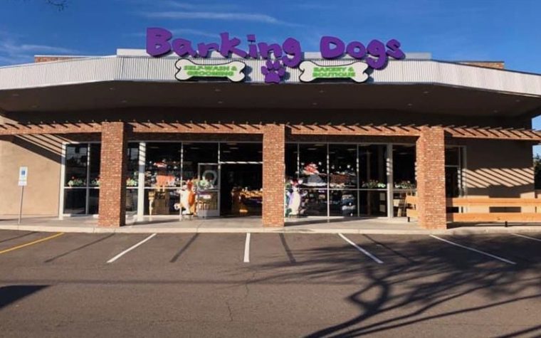Premium Pet Foods - Barking Dogs Self-Wash & Grooming - Dogs Food With Joint Support Phosphorus